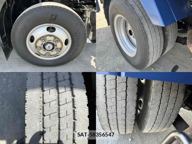 Hino DUTRO 2012-03 6814738-29