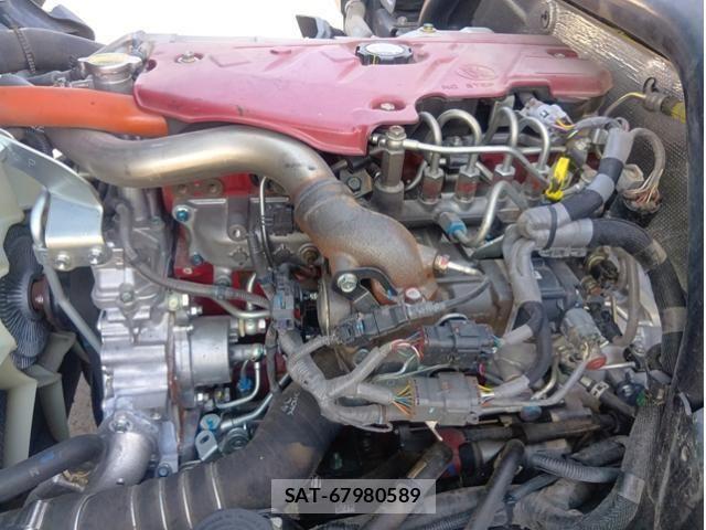 Hino DUTRO 2023-09 6904482-17