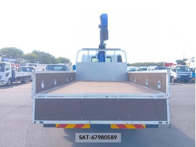 Hino DUTRO 2023-09 6904482-4