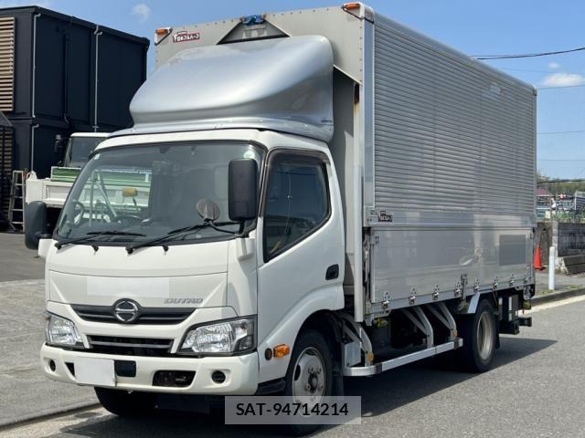 Hino DUTRO 2017-04 6904490-0