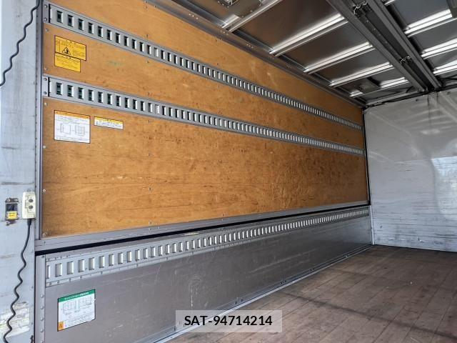 Hino DUTRO 2017-04 6904490-11
