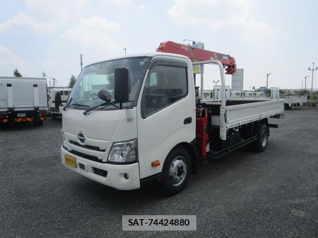 Hino DUTRO 2025-07 6904465-0