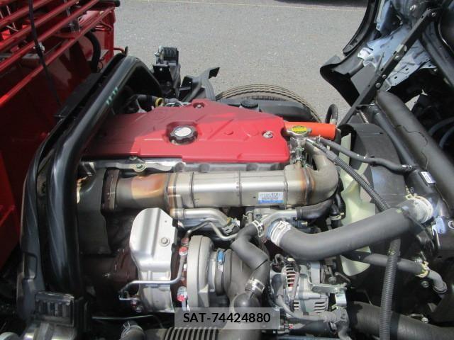 Hino DUTRO 2025-07 6904465-22