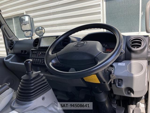Hino DUTRO 2014-05 6904503-16