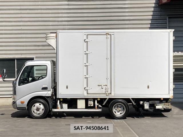Hino DUTRO 2014-05 6904503-1