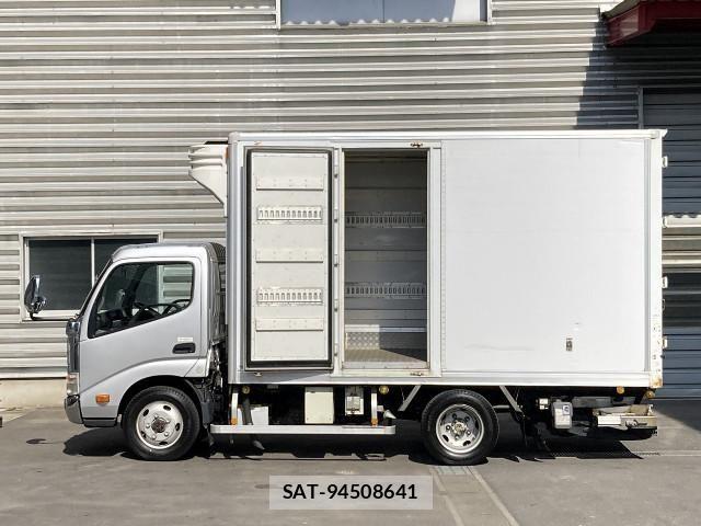 Hino DUTRO 2014-05 6904503-2