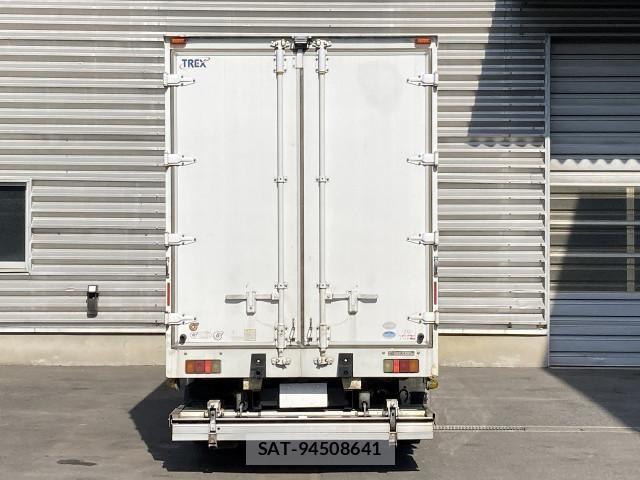 Hino DUTRO 2014-05 6904503-3