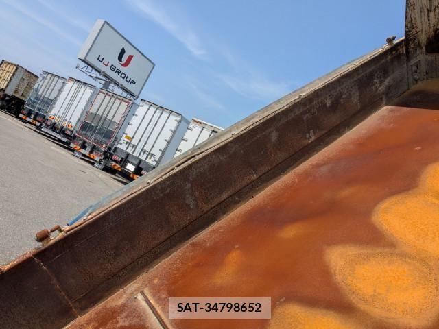 Hino DUTRO 2017-02 6904485-11