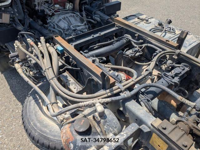 Hino DUTRO 2017-02 6904485-14