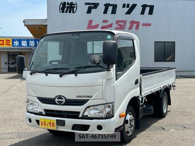 Hino DUTRO 2019-05 6904496-0