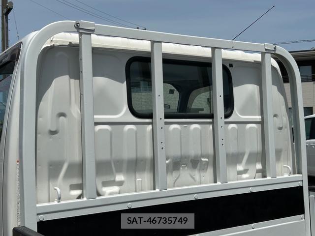Hino DUTRO 2019-05 6904496-16