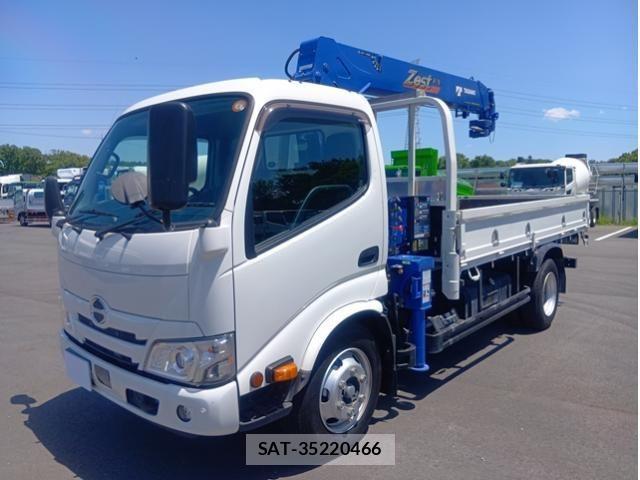 Hino DUTRO 2023-08 6904478-0