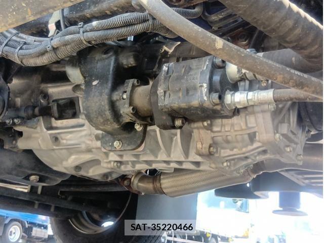 Hino DUTRO 2023-08 6904478-16