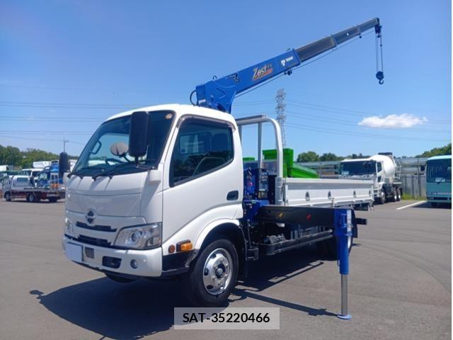 Hino DUTRO 2023-08 6904478-7