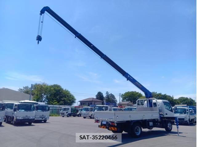 Hino DUTRO 2023-08 6904478-8