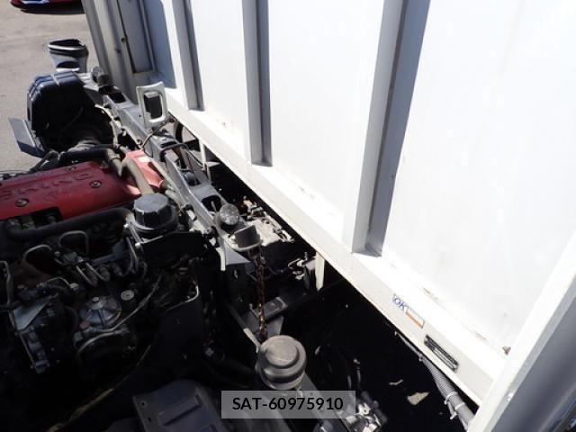 Hino DUTRO 2012-11 6904507-12