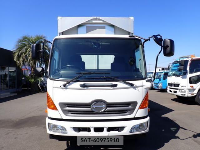 Hino DUTRO 2012-11 6904507-1
