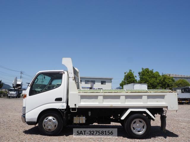 Hino DUTRO 2001-04 6904505-1