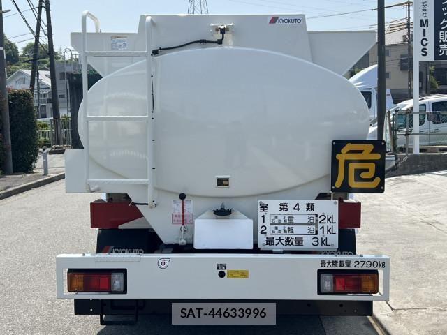 Hino DUTRO 2025-02 6904464-7