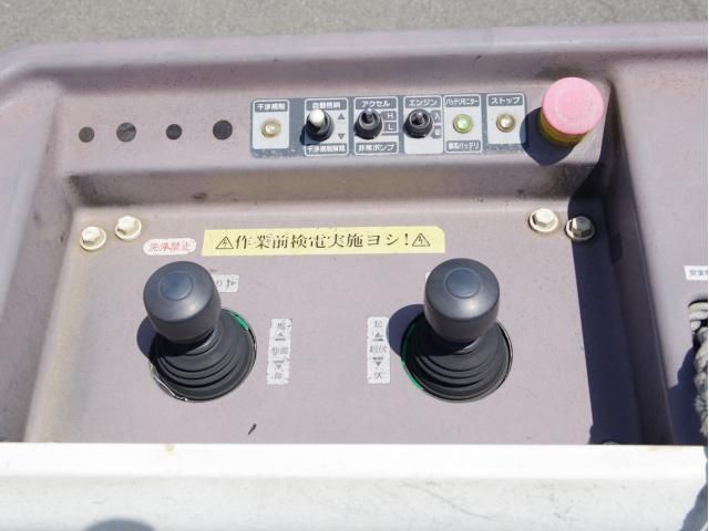 Hino DUTRO 2017-12 6919885-12