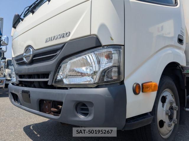 Hino DUTRO 2018-02 6904492-25