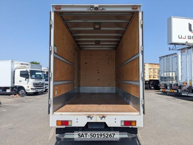 Hino DUTRO 2018-02 6904492-7