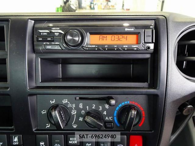 Hino DUTRO 2024-06 6904462-11