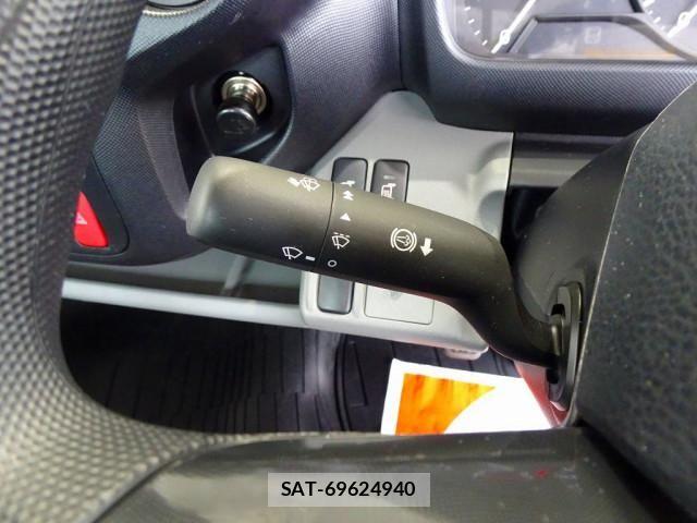 Hino DUTRO 2024-06 6904462-19