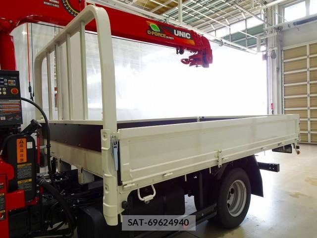 Hino DUTRO 2024-06 6904462-23