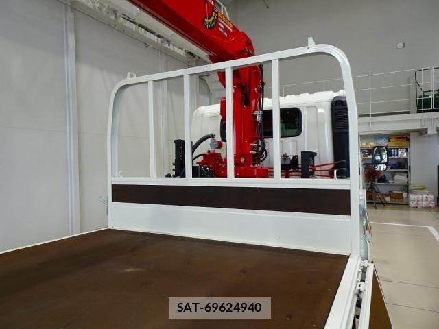 Hino DUTRO 2024-06 6904462-24