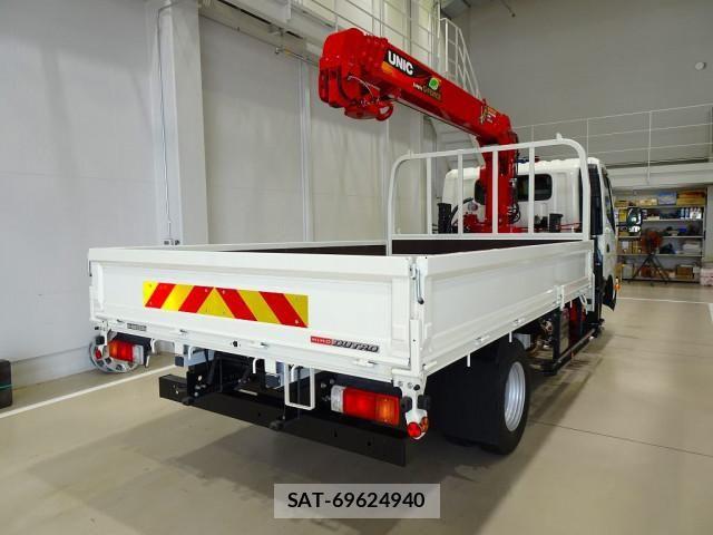 Hino DUTRO 2024-06 6904462-2