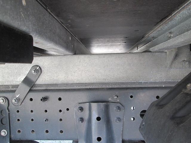 Hino DUTRO 2022-03 6919886-11