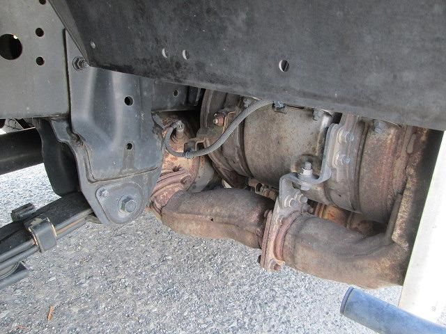 Hino DUTRO 2022-03 6919886-12