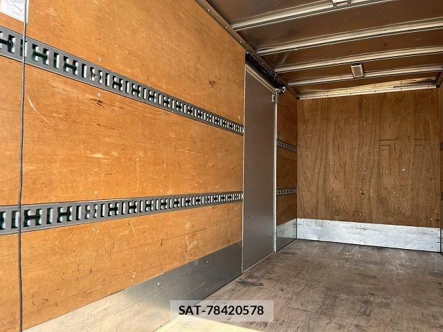 Hino DUTRO 2022-03 6904479-14