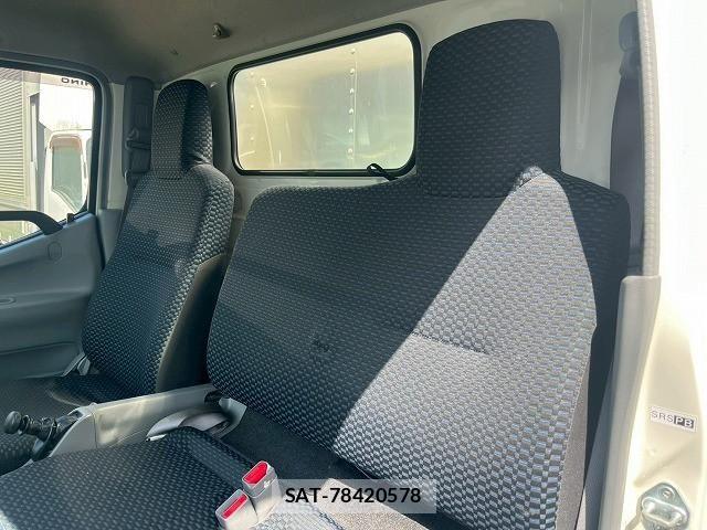 Hino DUTRO 2022-03 6904479-24