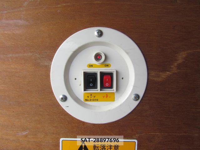 Hino DUTRO 2022-03 6904495-13