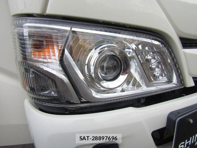 Hino DUTRO 2022-03 6904495-26