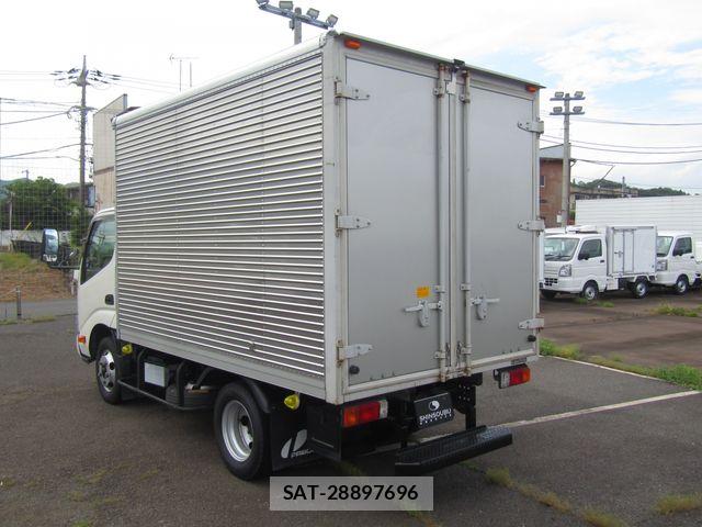 Hino DUTRO 2022-03 6904495-6