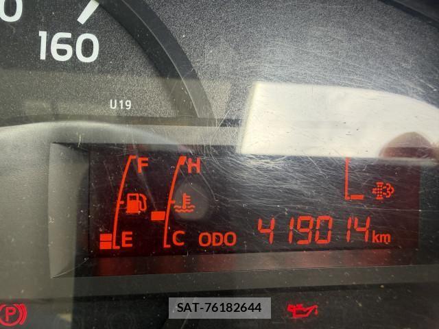 Hino DUTRO 2018-05 6904489-11