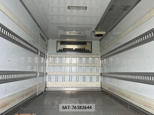 Hino DUTRO 2018-05 6904489-3