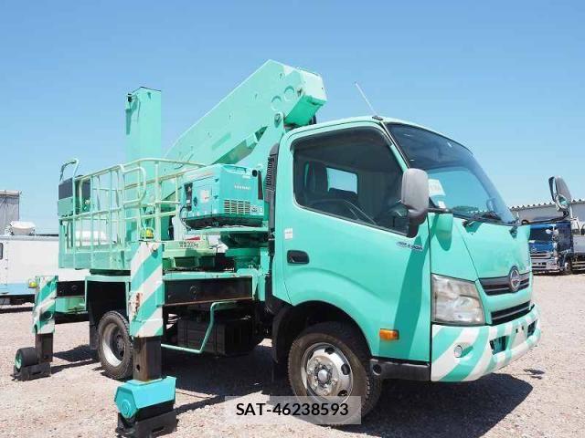 Hino DUTRO 2014-04 6904480-0