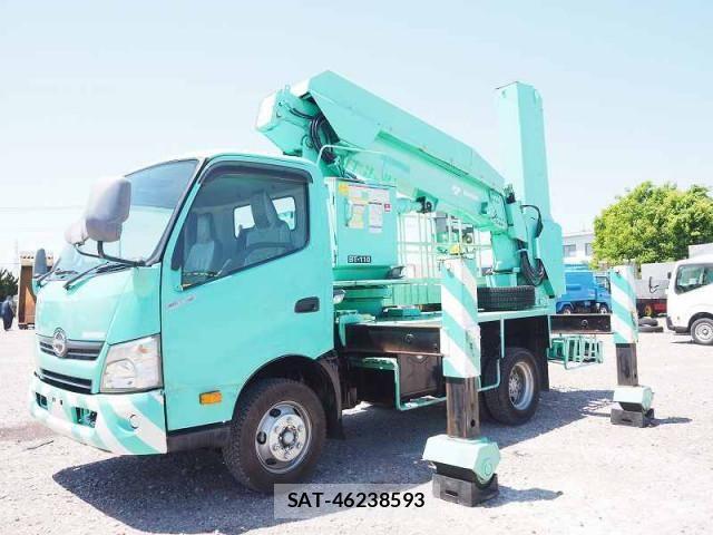 Hino DUTRO 2014-04 6904480-6