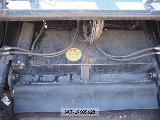Hino DUTRO 2017-11 6904481-20