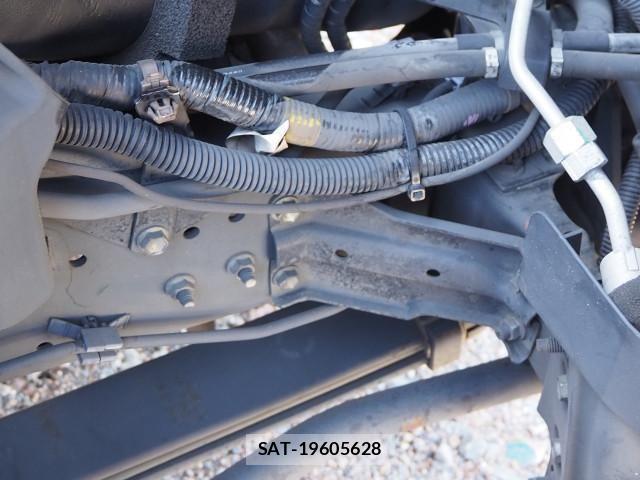 Hino DUTRO 2017-11 6904481-24