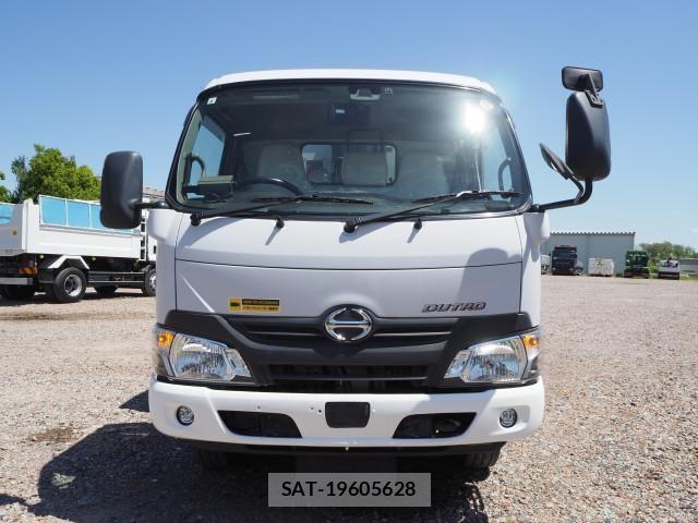 Hino DUTRO 2017-11 6904481-7