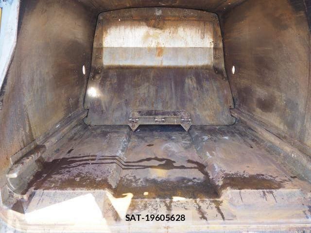 Hino DUTRO 2017-11 6904481-8