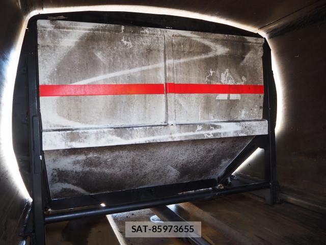 Hino DUTRO 2017-11 6904484-13