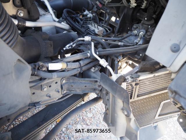 Hino DUTRO 2017-11 6904484-24