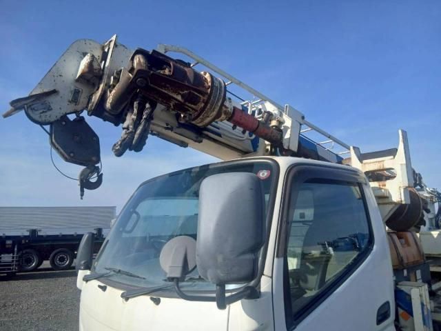 Hino DUTRO 2012-06 6964375-12