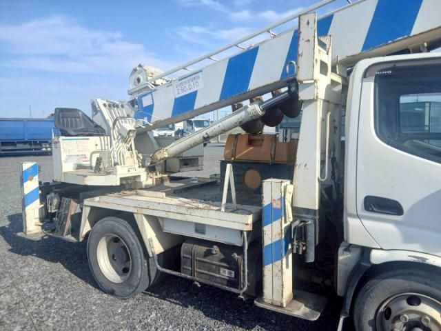 Hino DUTRO 2012-06 6964375-14